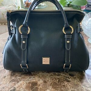 Dooney & Bourke EUC LARGE Black Pebbled Leather Satchel